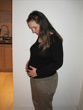 zohar pregnant 022.jpg